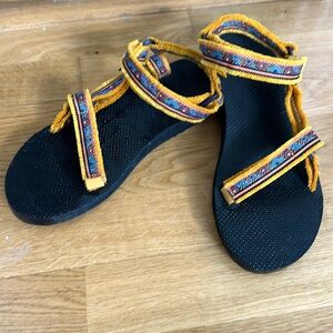 Teva Original Universal Maressa Mustard Sport Sandals Womens 10